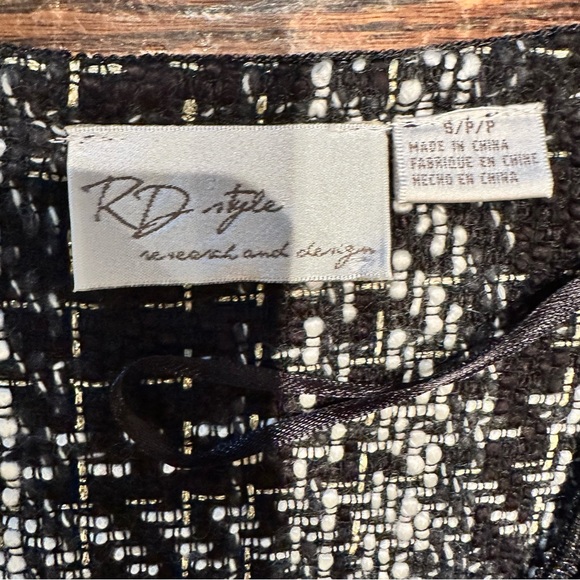 Like New Black, White and GoldTweed Blazer - Picture 2 of 4